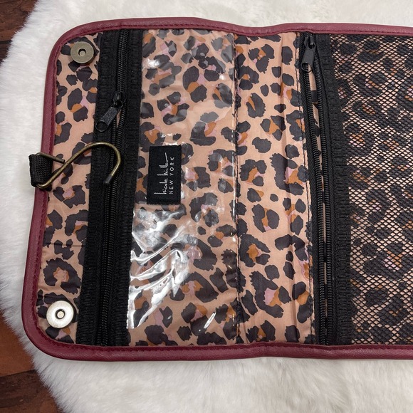 Nicole Miller N.Y. Fold Open Cosmetic Travel Bag Maroon - Picture 3 of 9